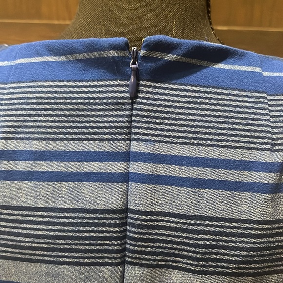 Size 2 Dana Buchman Blue Dress - Picture 5 of 8